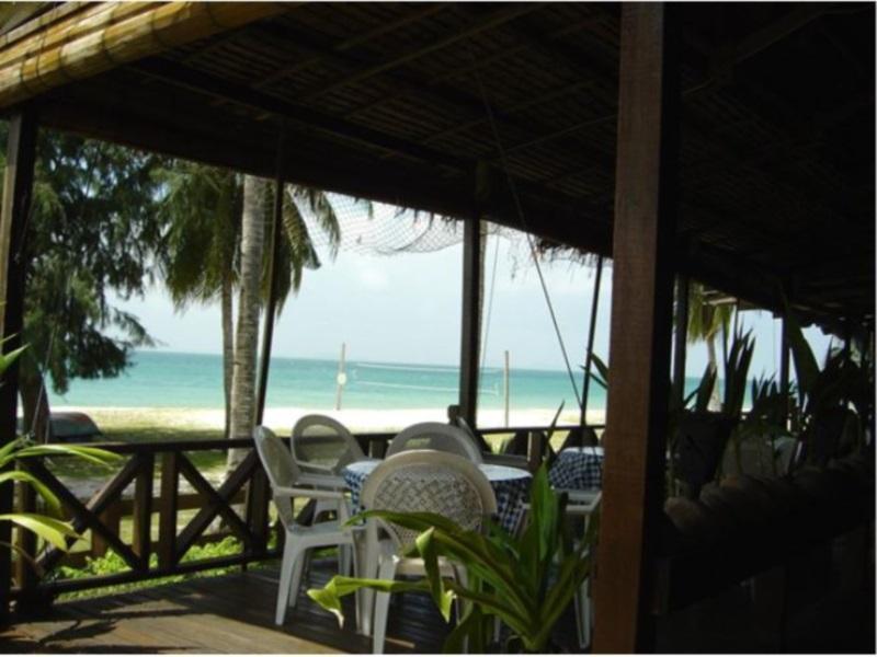 D'Coconut Island Resort Besar Island  Dış mekan fotoğraf