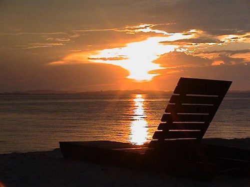 D'Coconut Island Resort Besar Island  Dış mekan fotoğraf